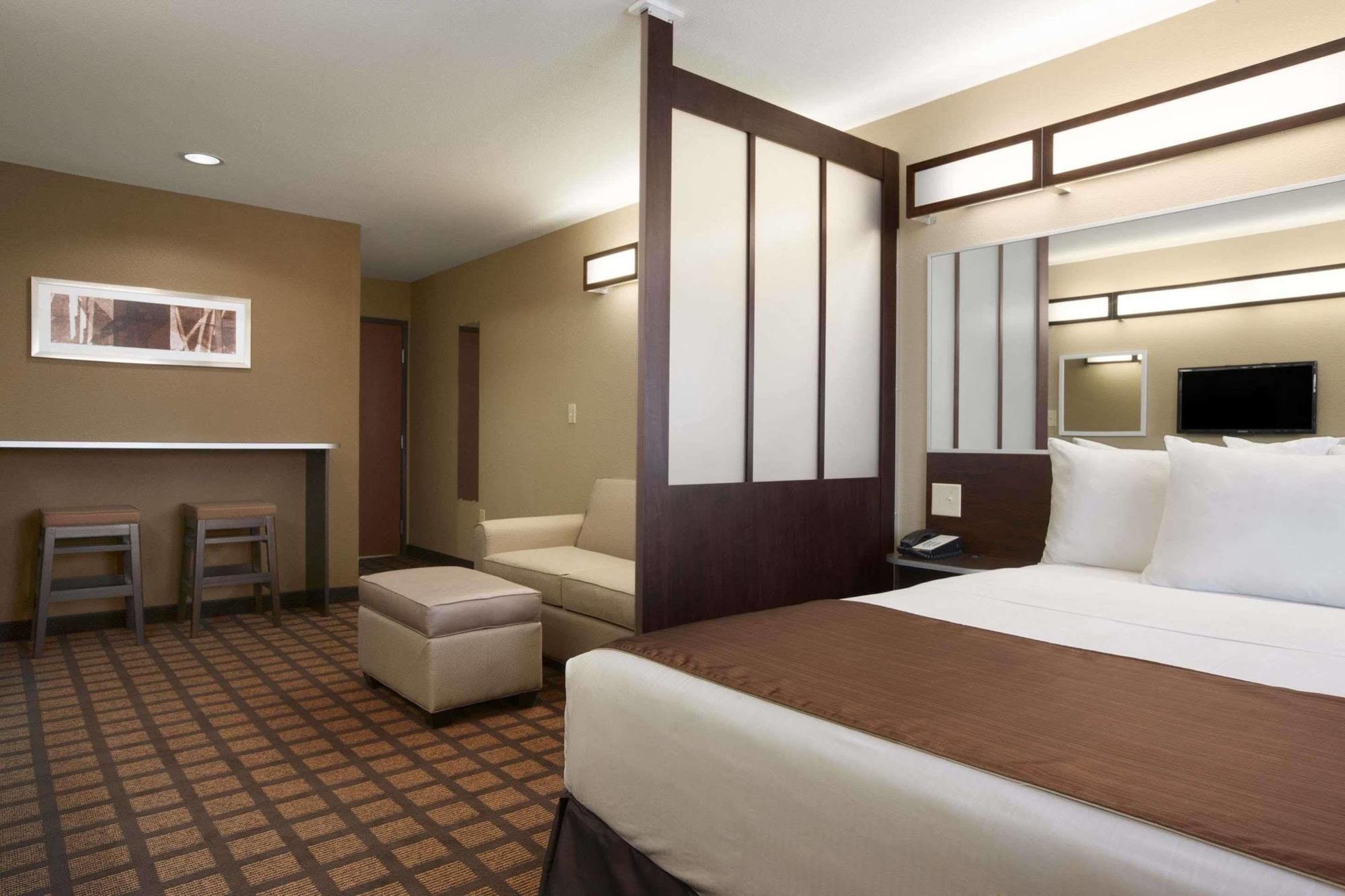 Microtel Inn & Suites Cotulla Buitenkant foto